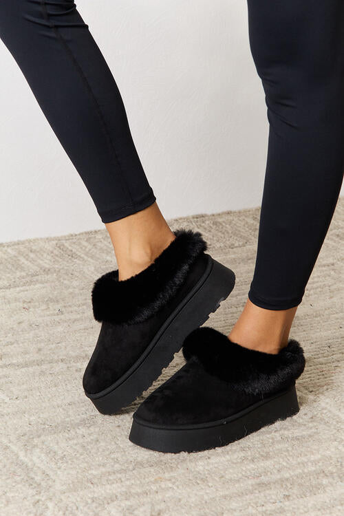 Furry Chunky Platform Ankle Boots in Black