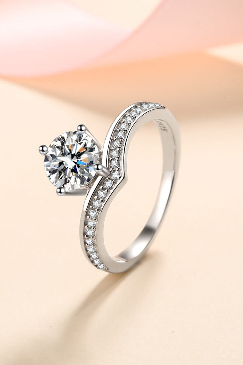 1 Carat Elegant 925 Sterling Silver Moissanite Ring